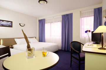 Comfort Suites Cannes Mandelieu Exterior foto