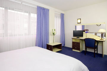 Comfort Suites Cannes Mandelieu Exterior foto